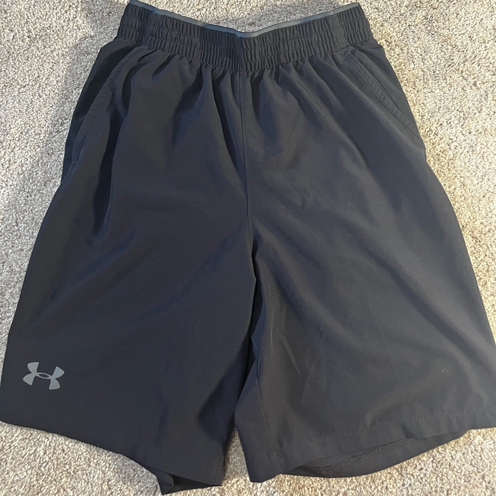 Under Armour Men's Black Athletic Shorts